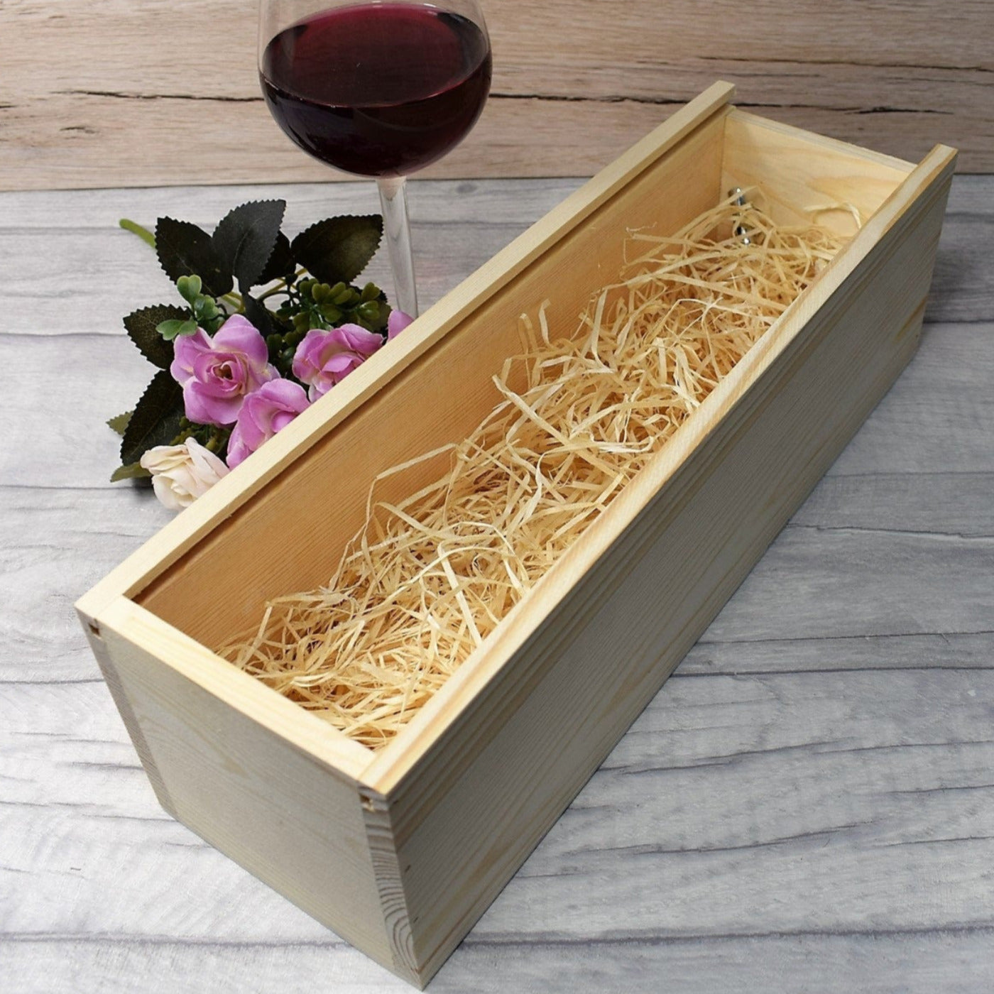 Personalised Wine Box With Clear Lid - Mr & Mrs With Leaves