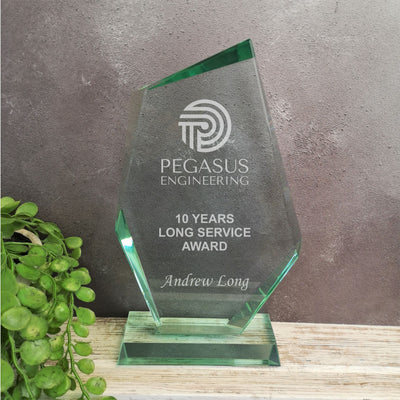 Personalised Engraved Glass Award, Discovery Crystal Corporate Trophy - Company Awards Ceremony, Glass Trophy, Sports Trophies - Your Logo