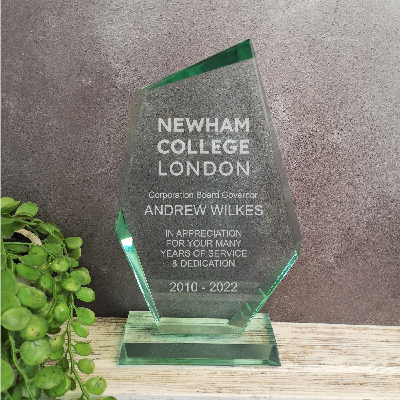 Personalised Engraved Glass Award, Discovery Crystal Corporate Trophy - Company Awards Ceremony, Glass Trophy, Sports Trophies - Your Logo